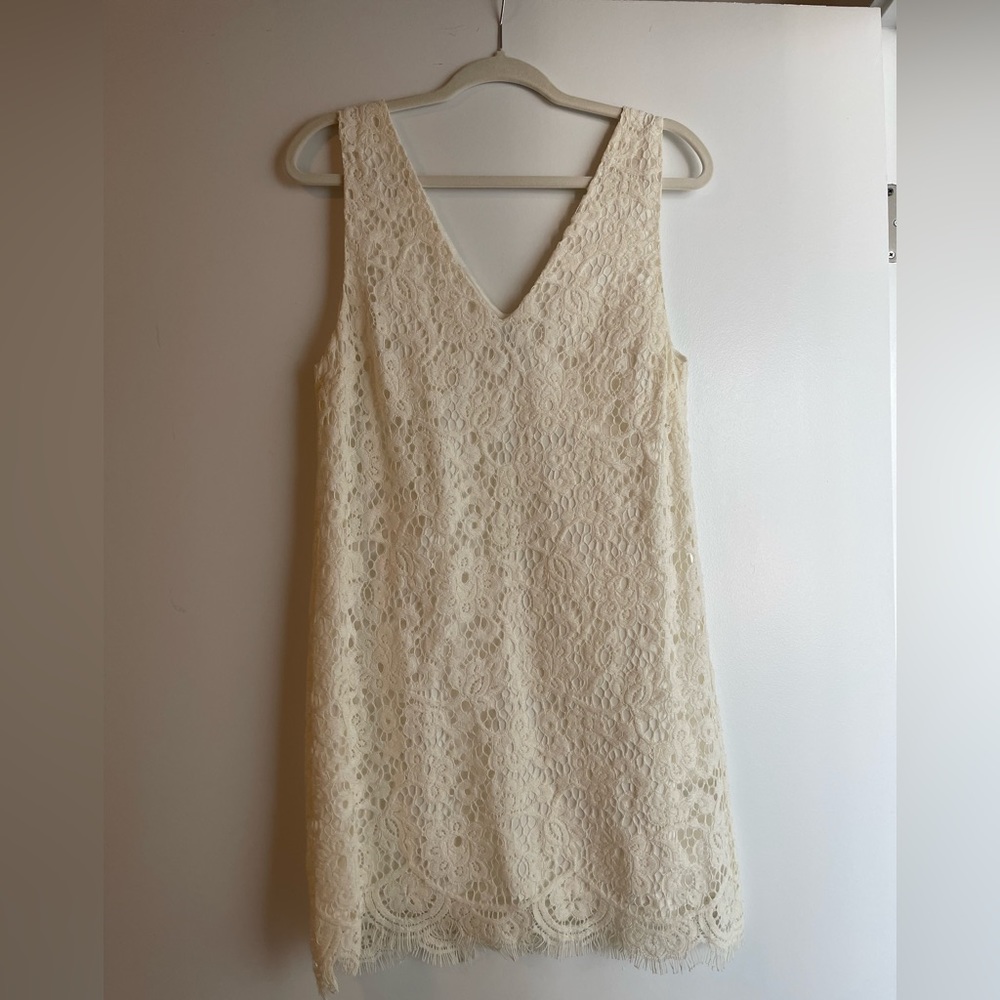 White lace dress
